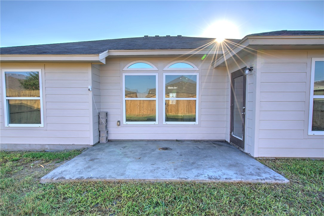 1725 Barlow Trail Property Photo 31