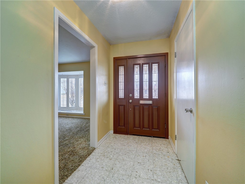 105 Markham Pl Property Photo 2
