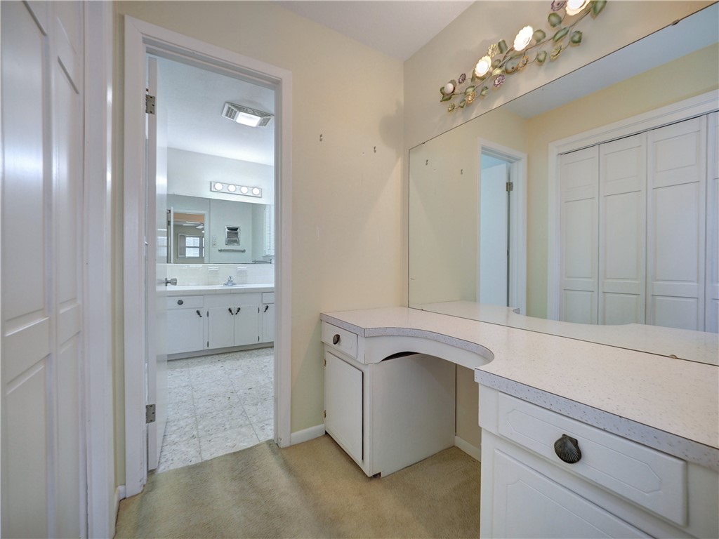105 Markham Pl Property Photo 15