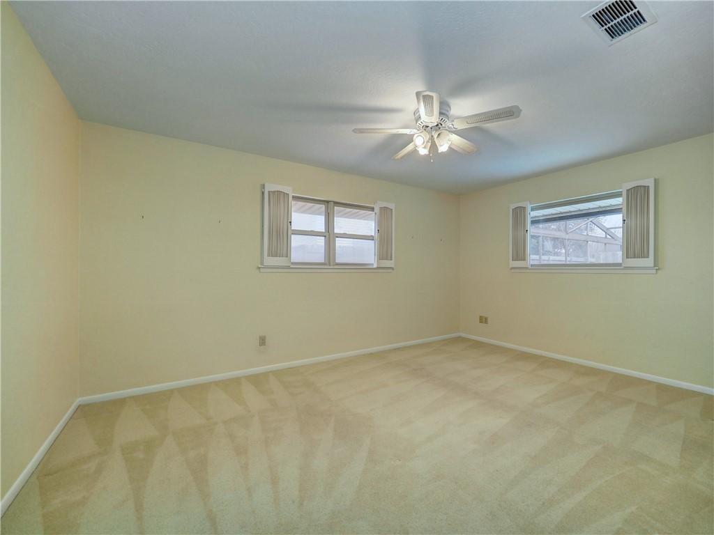 105 Markham Pl Property Photo 16