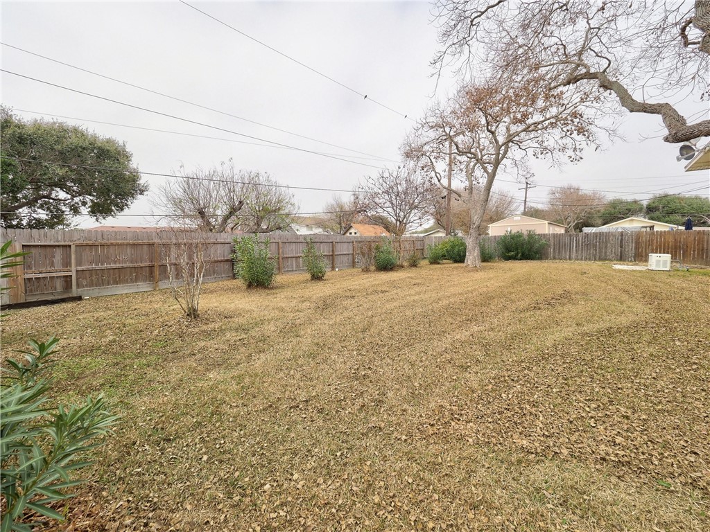 105 Markham Pl Property Photo 34