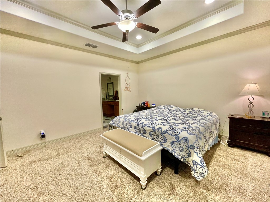 7425 Castille Ct Property Photo 8
