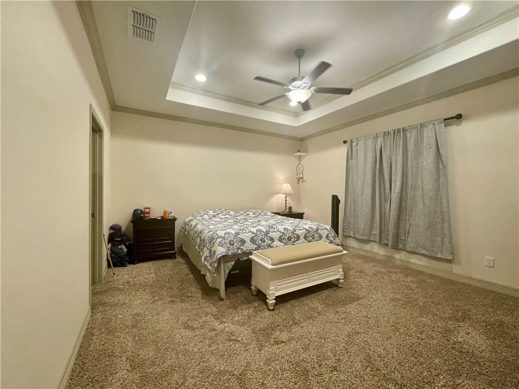7425 Castille Ct Property Photo 10
