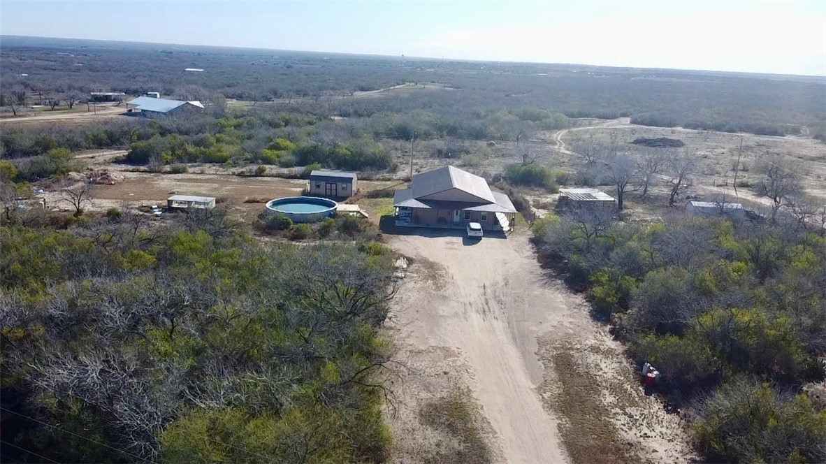 1146 Fm 889 Property Photo 1