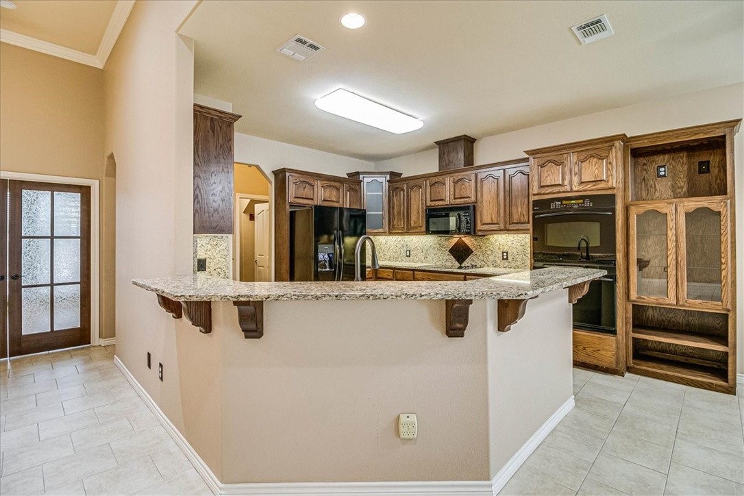 1007 Black Diamond Ct Property Photo 9