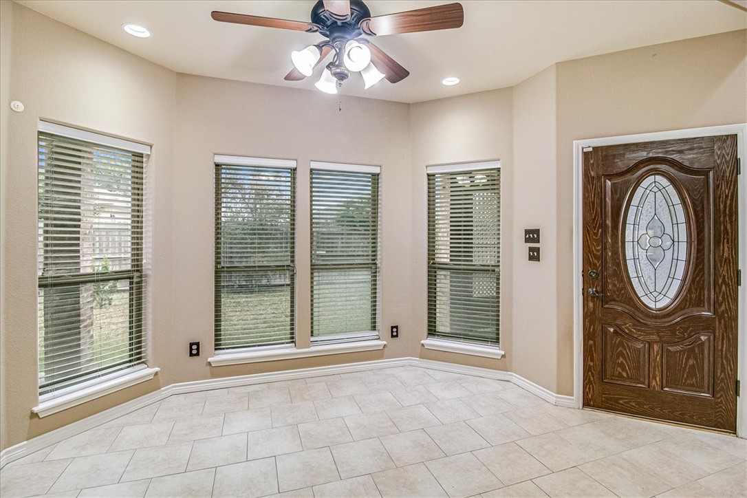 1007 Black Diamond Ct Property Photo 14