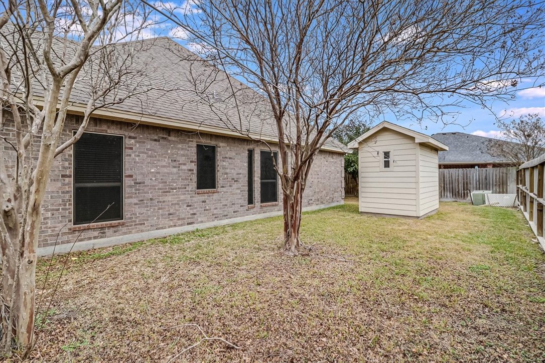 1007 Black Diamond Ct Property Photo 39