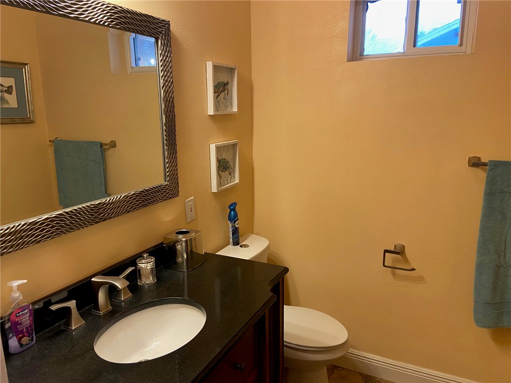 13753 Eaglesnest Bay Dr Property Photo 18