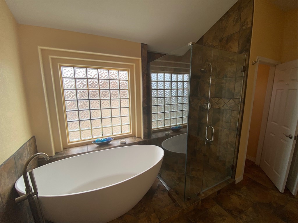 13753 Eaglesnest Bay Dr Property Photo 33