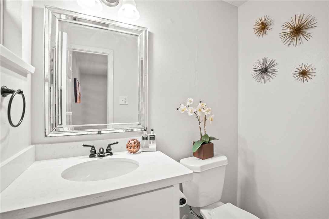 1837 Roslyn St Property Photo 14