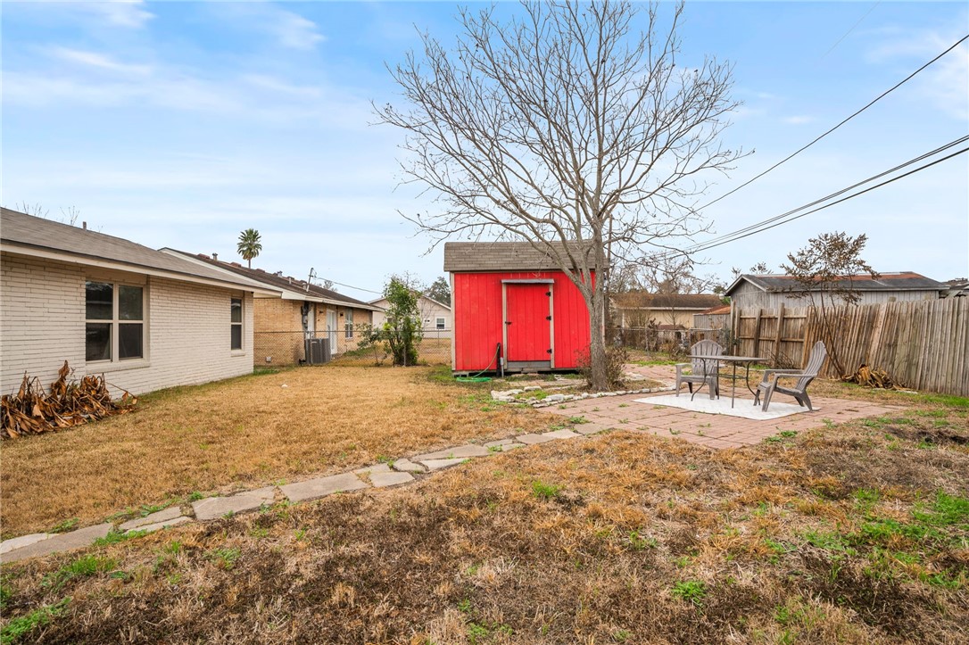 1837 Roslyn St Property Photo 25