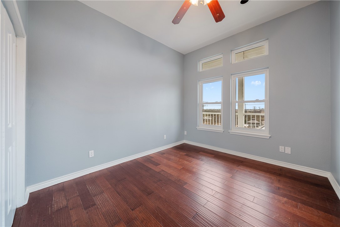 6043 Ennis Joslin Property Photo 29
