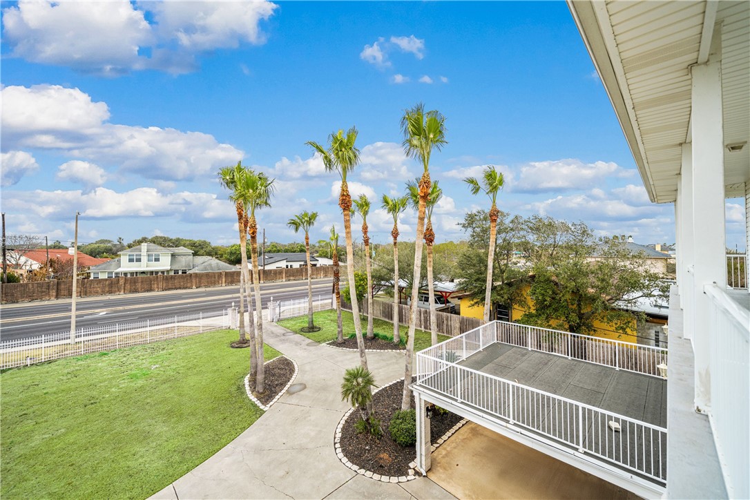 6043 Ennis Joslin Property Photo 35
