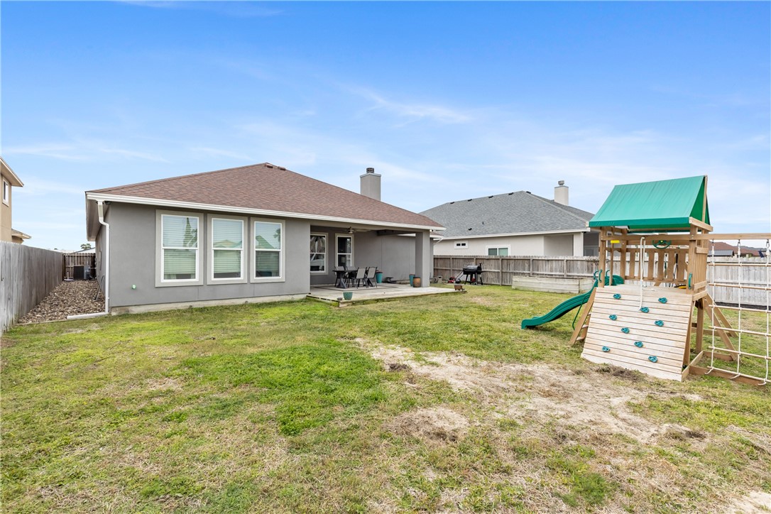 13954 Blackbeard Dr Property Photo 33