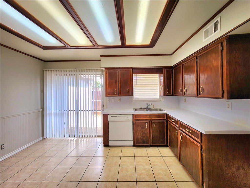 3146 Mill Brook Dr Property Photo 3