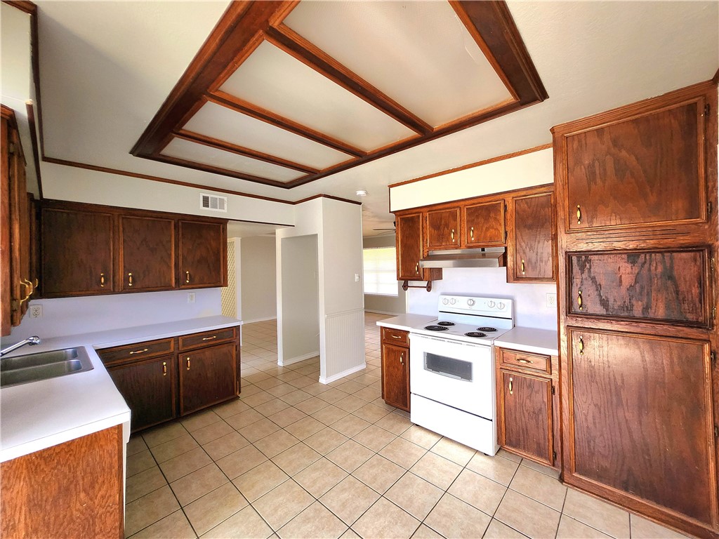 3146 Mill Brook Dr Property Photo 4