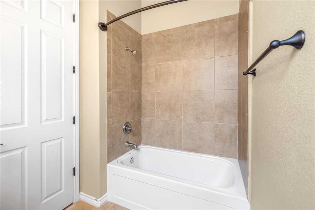 14910 Leeward Dr 701 Property Photo 20