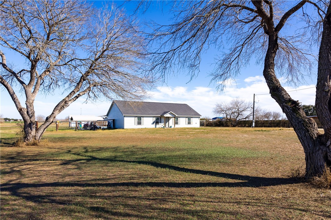 450 County Road 3073 Property Photo 3