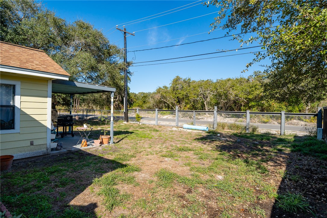 2190 Timberleaf Property Photo 14
