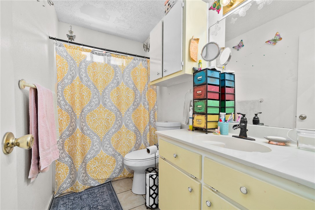 2190 Timberleaf Property Photo 25