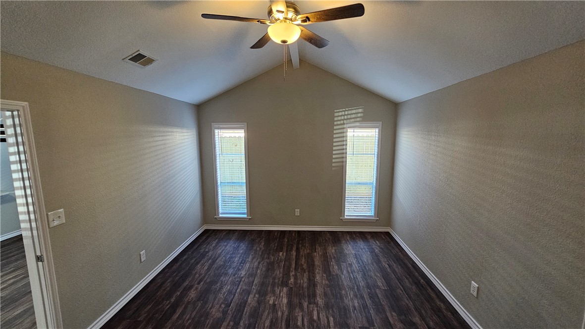 2438 Scotch Moss Dr Property Photo 22