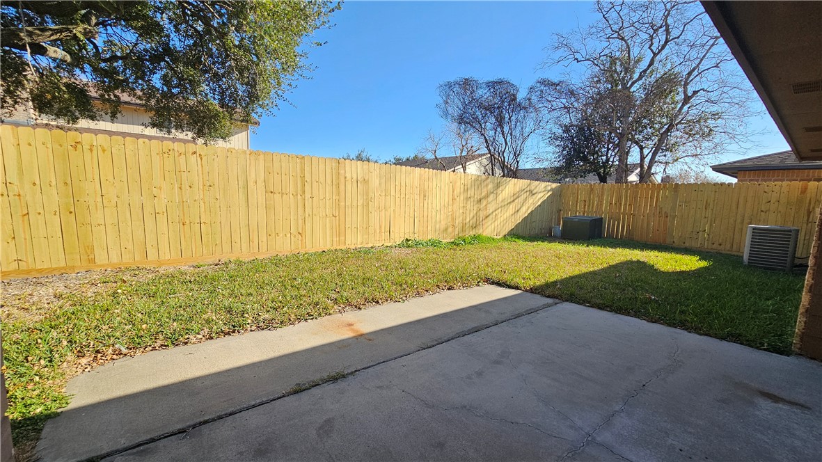 2438 Scotch Moss Dr Property Photo 37