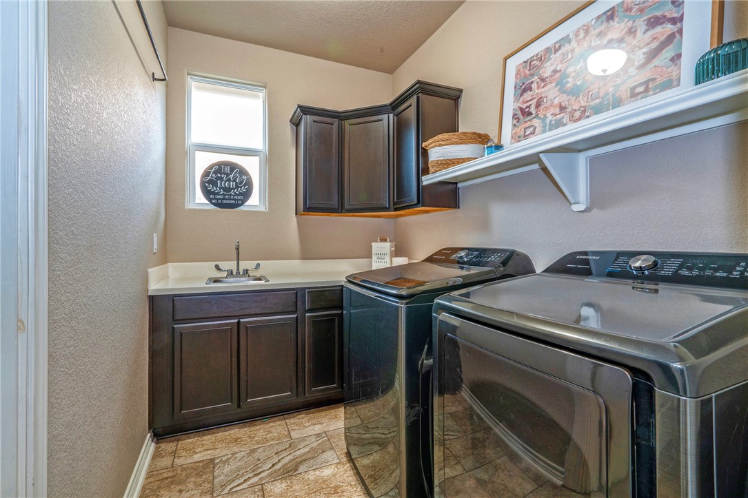 1118 Pasadena St Property Photo 18
