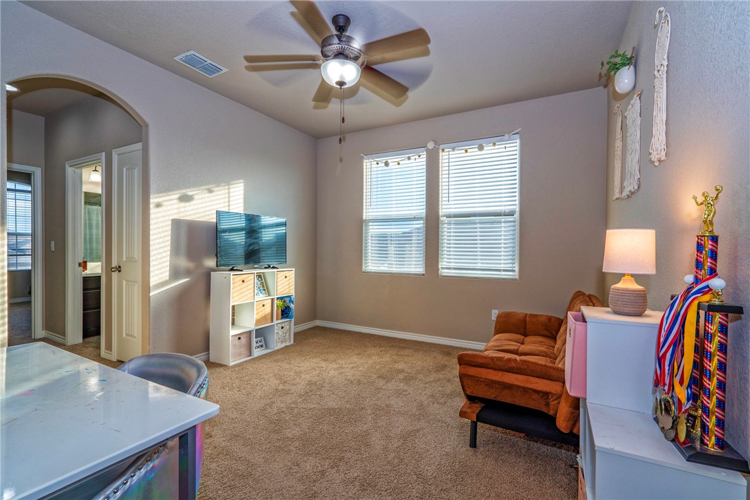 1118 Pasadena St Property Photo 24