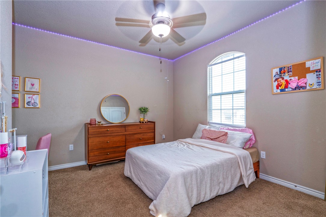 1118 Pasadena St Property Photo 29