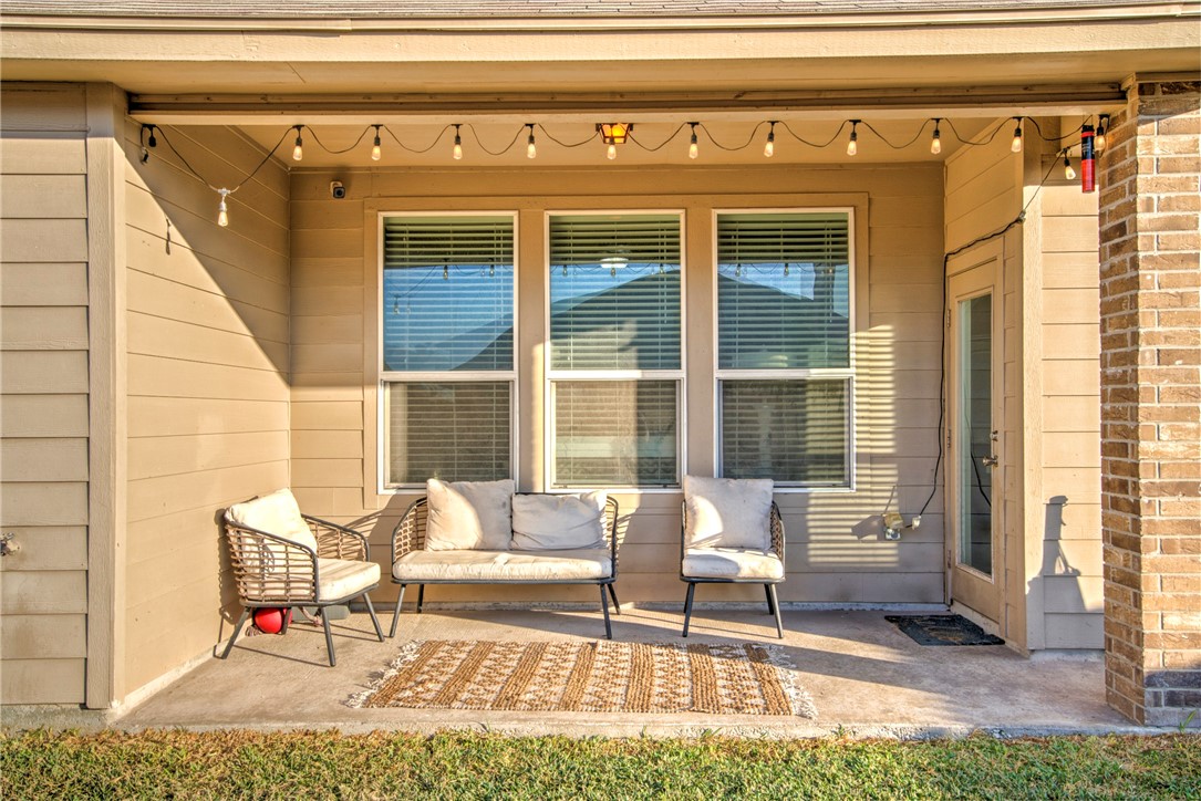 1118 Pasadena St Property Photo 31