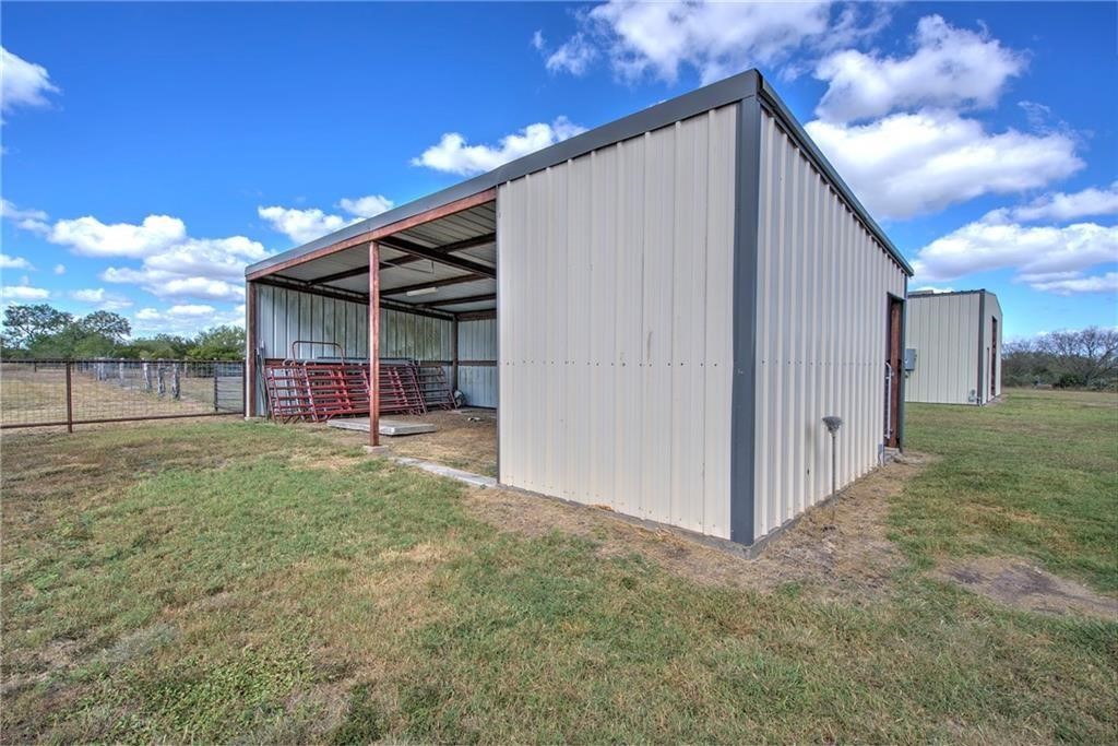 625 W County Road 303 Property Photo 39