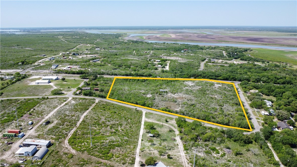 0000 Cr 390 & Fm 3024 Cr Property Photo 6