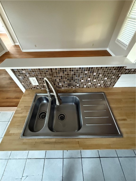 4237 Junior Ter Property Photo 7
