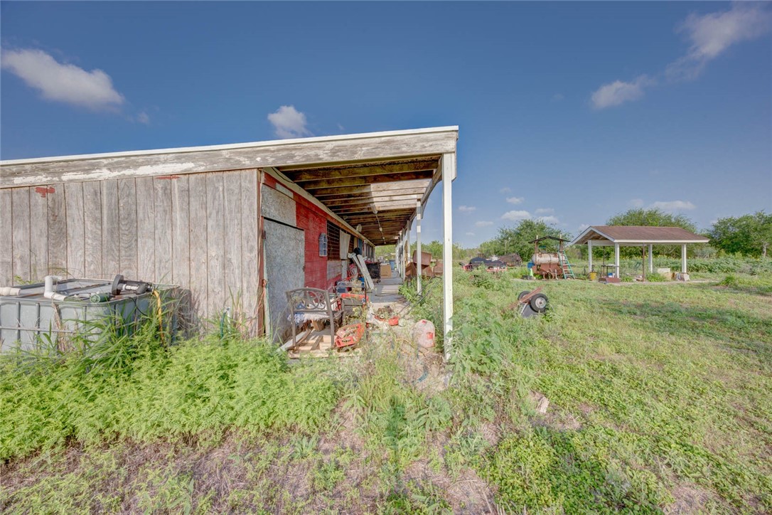 7105 Old Brownsville Road Property Photo 18