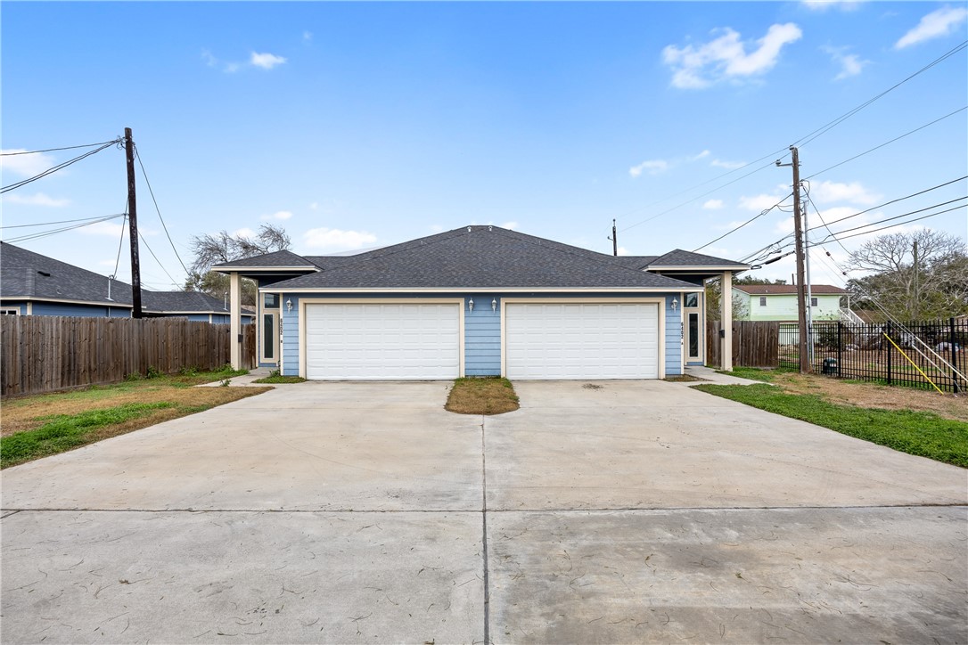 6402 Williams Dr A & B Property Photo 3