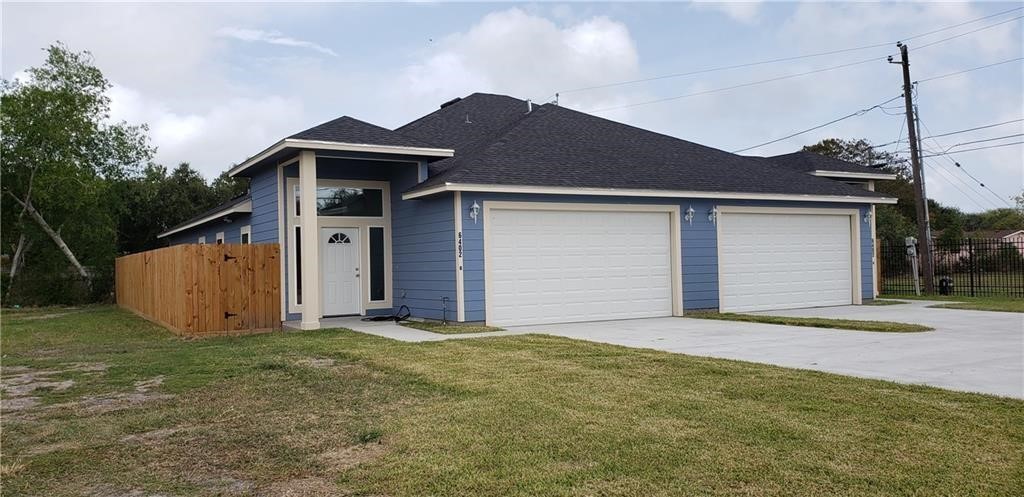 6402 Williams Dr A & B Property Photo 4