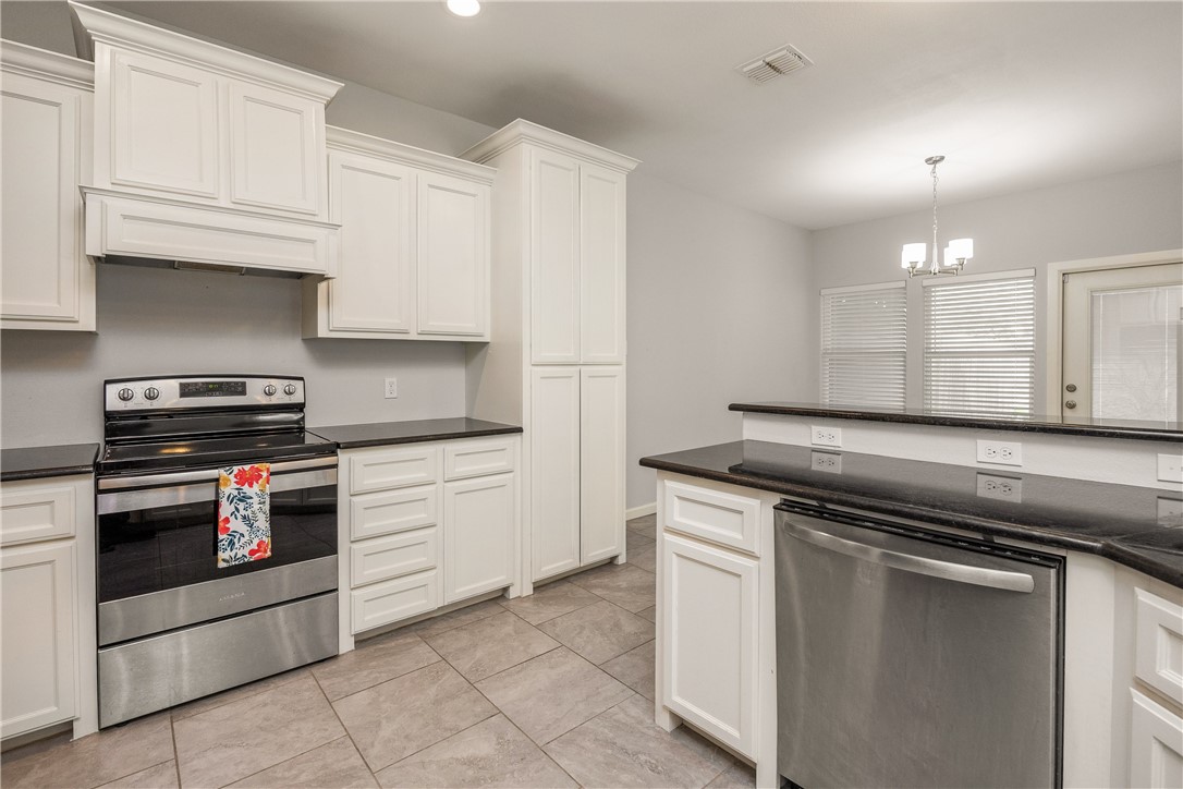 6402 Williams Dr A & B Property Photo 11