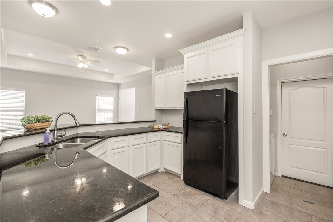 6402 Williams Dr A & B Property Photo 13
