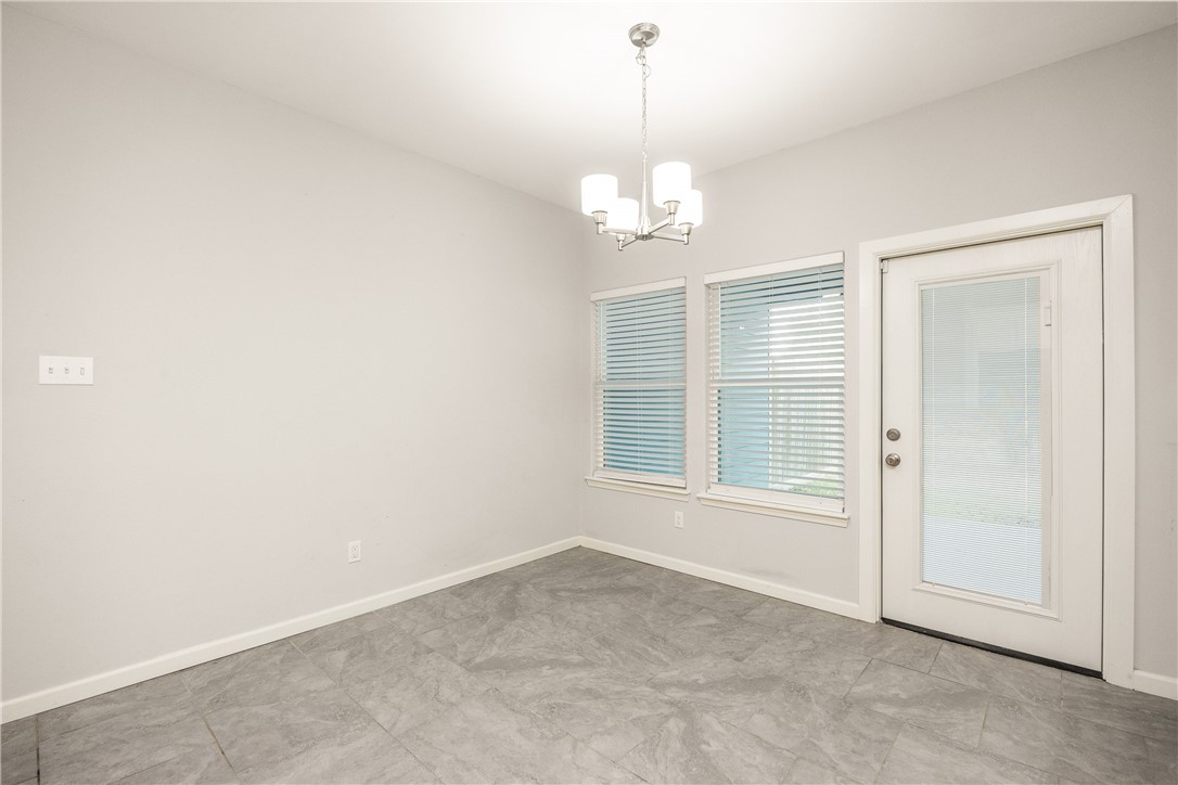 6402 Williams Dr A & B Property Photo 15