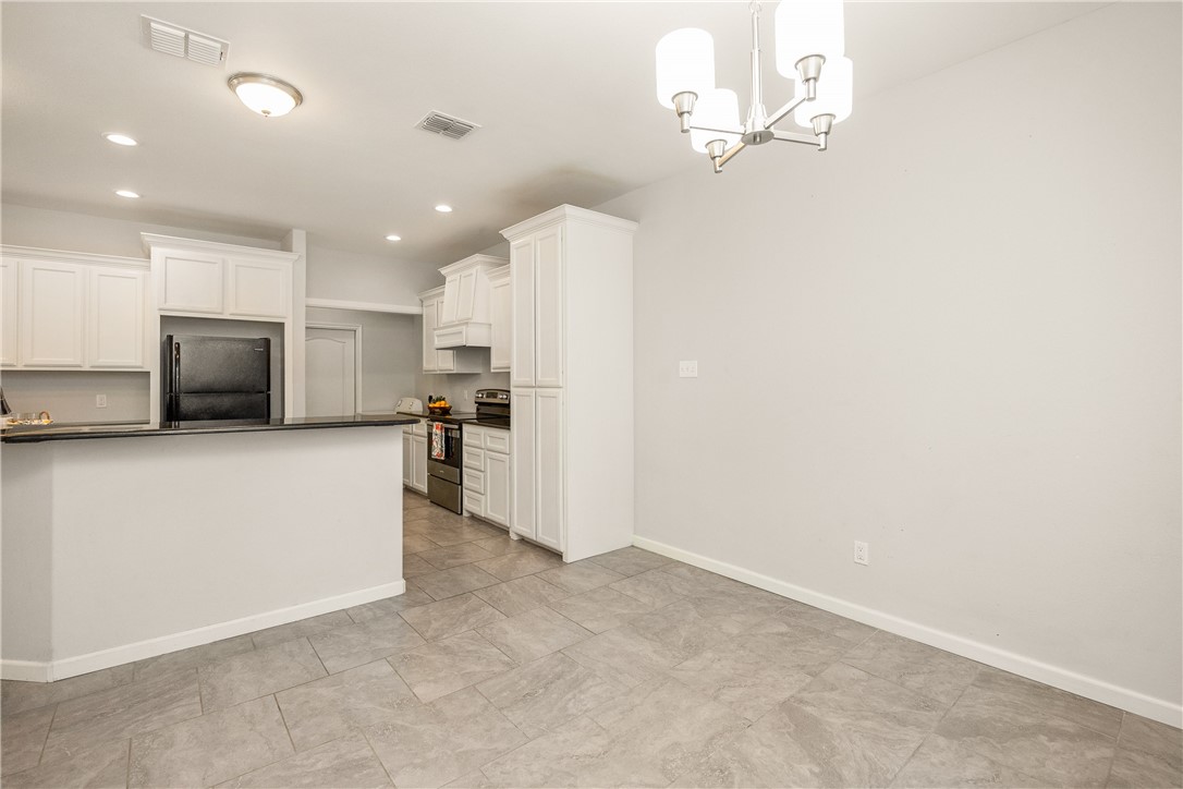 6402 Williams Dr A & B Property Photo 16