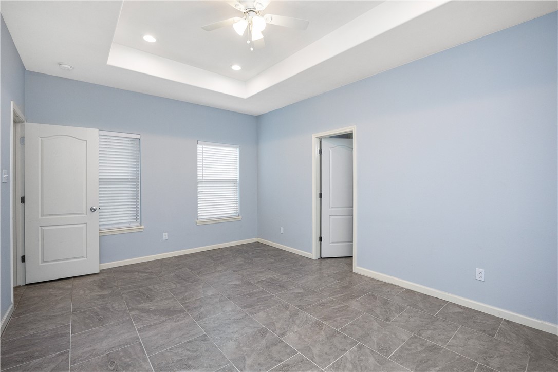 6402 Williams Dr A & B Property Photo 19