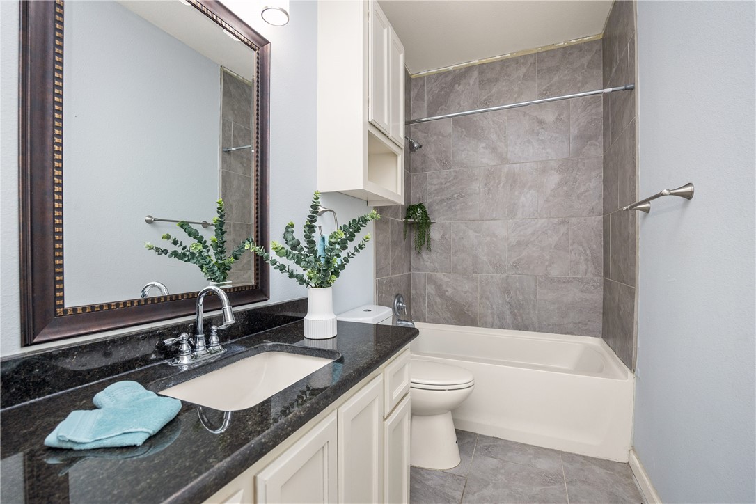 6402 Williams Dr A & B Property Photo 21