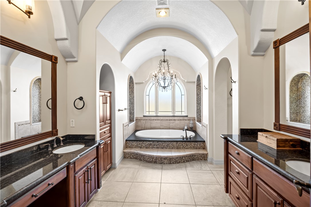 6109 Jakes Wake Property Photo 19