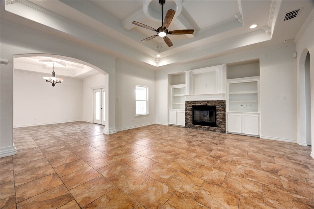 8237 Rock Crest Dr Property Photo 7