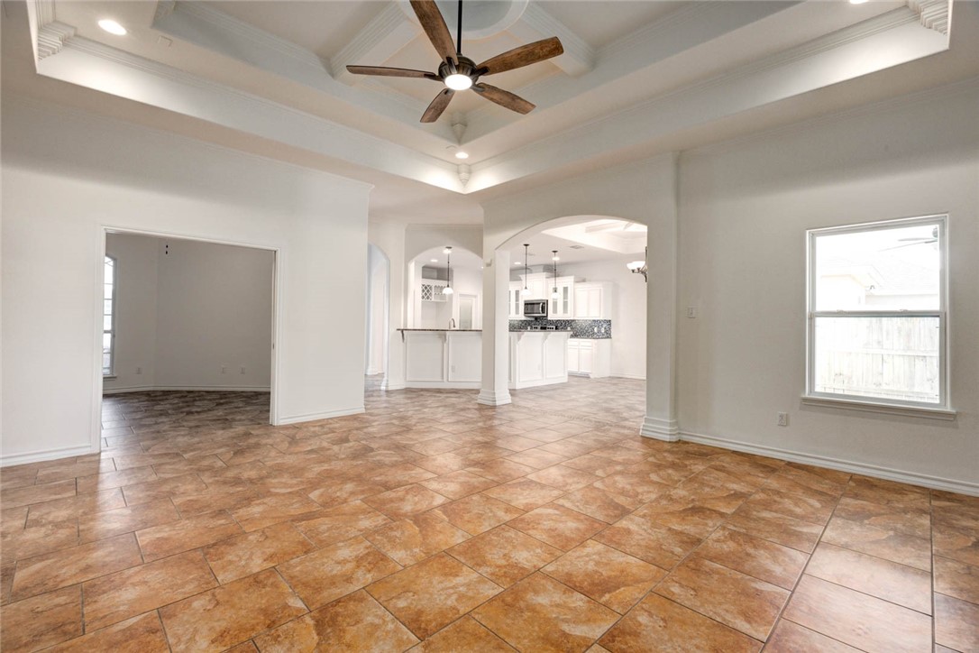 8237 Rock Crest Dr Property Photo 8