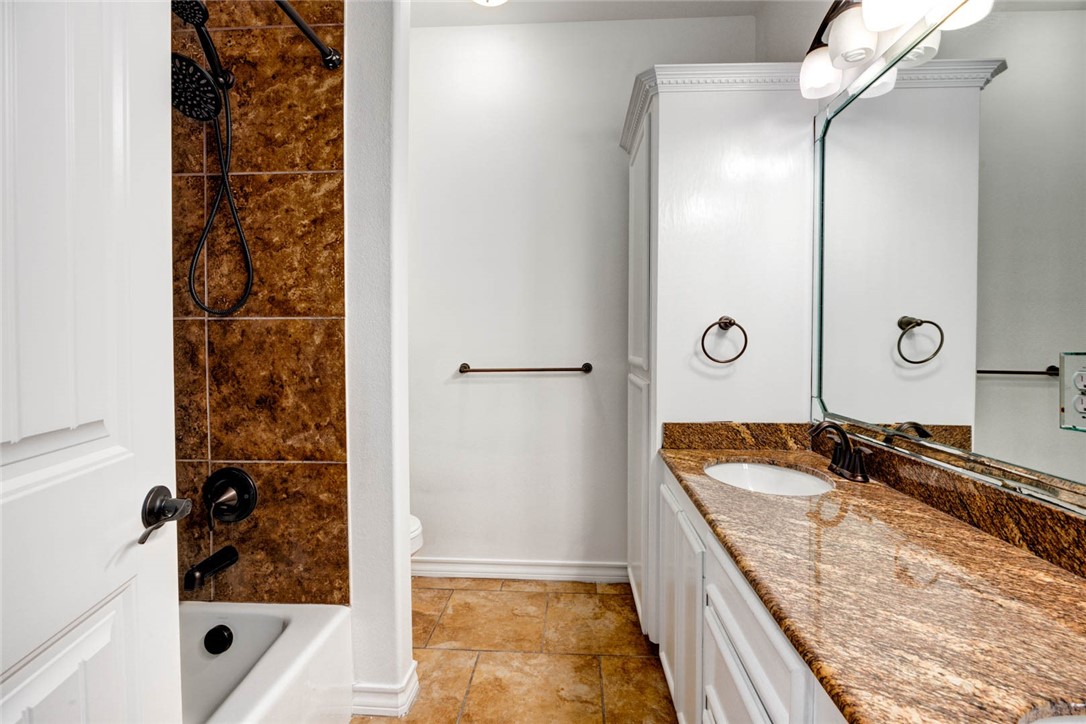8237 Rock Crest Dr Property Photo 25