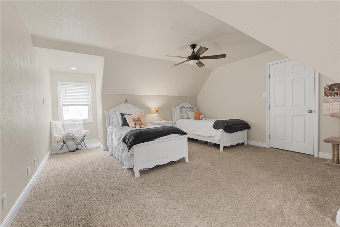 409 Del Mar Blvd Property Photo 29