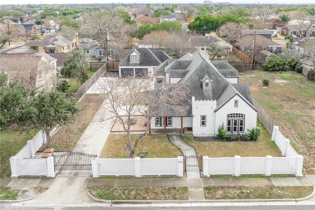 409 Del Mar Blvd Property Photo 40