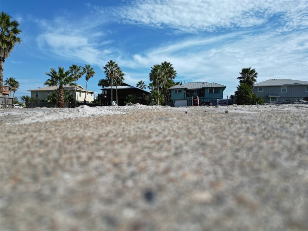 1312 Sea Secret St Property Photo 2