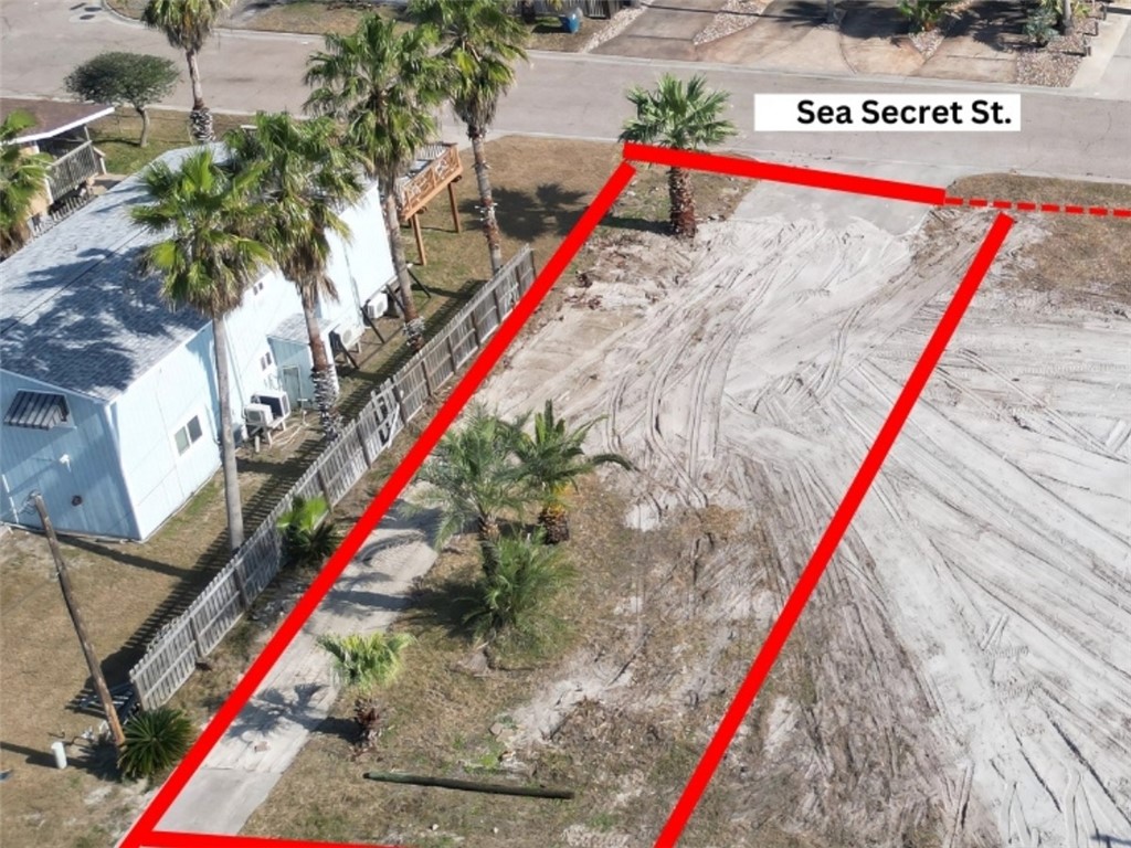 1312 Sea Secret St Property Photo 4